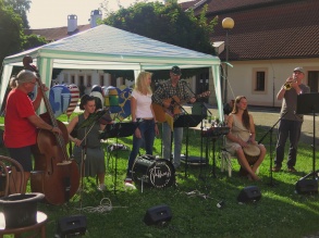 HeArt Café Poděbrady a TAKHRAJ